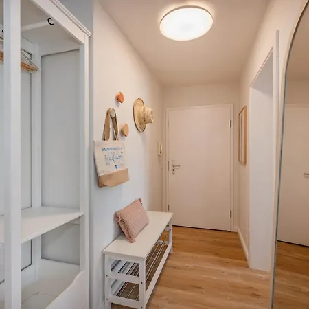 Blaue Welle 15 - Bunte Fische *