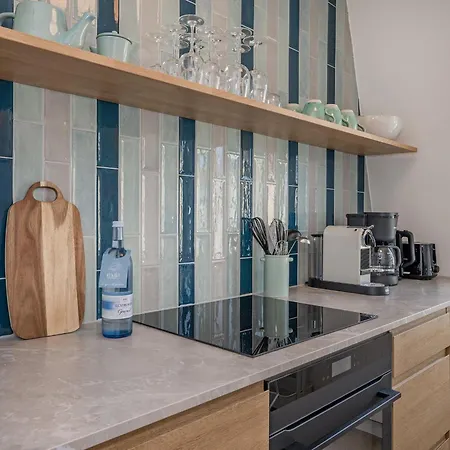 Blaue Welle 15 - Bunte Fische